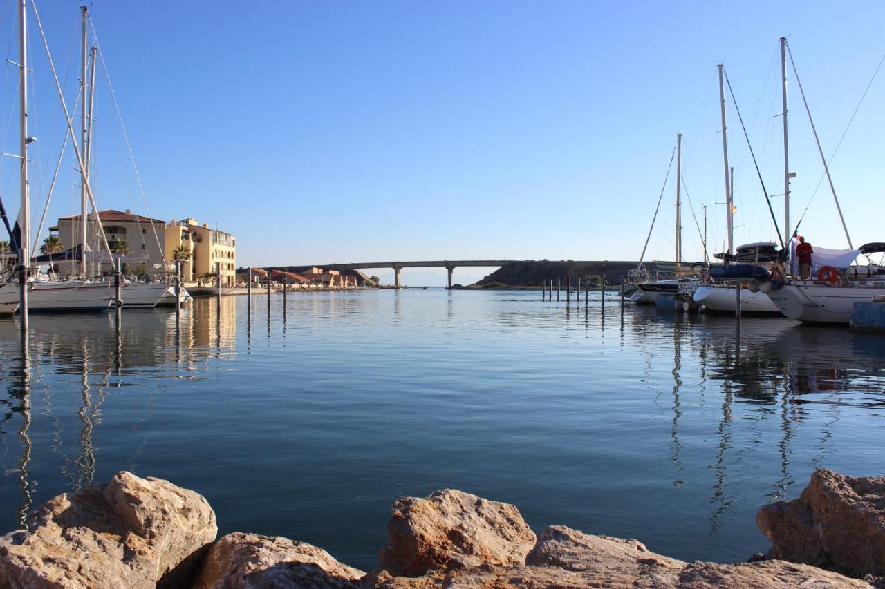 Apartment Port Clac - 2 Pieces, Parking Prive, Vue Sur Port