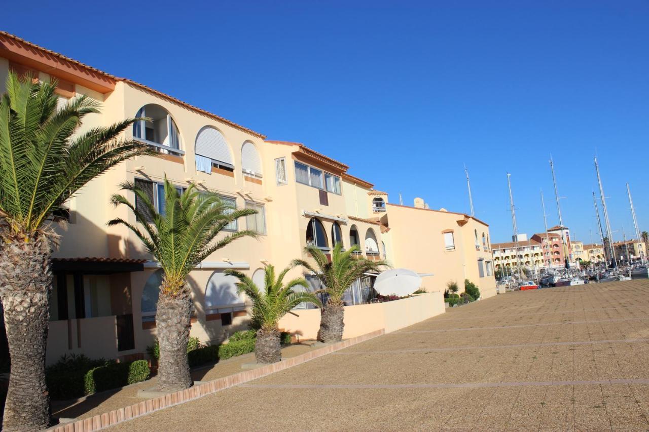 Apartment Port Clac - 2 Pieces, Parking Prive, Vue Sur Port